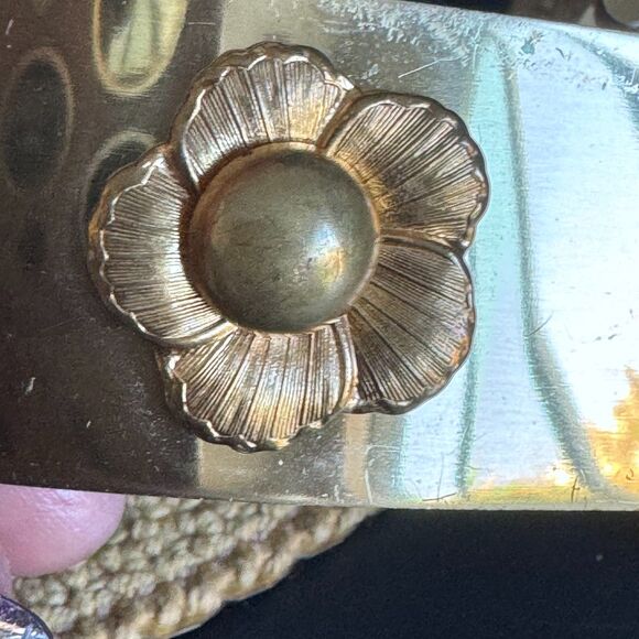 Unique Gold-Tone Fish-Scale Stretch Belt Vintage Statement Belt (70s/80s Style) - Picture 7 of 7